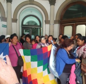 Mujeres indígenas ocuparon pacíficamente el Ministerio del Interior