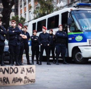 Si es institucional no es violencia, es represión estatal.