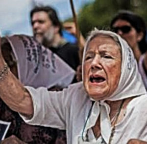 Nora Cortiñas expresa su apoyo al machi Celestino Córdova y a los 26 presos políticos mapuche