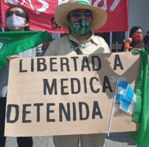 Pañuelazo en Salta: ¡Seguimos exigiendo el sobreseimiento a la médica Miranda Ruíz!