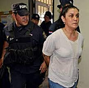 Respaldada por sus compañeras, Carmen Villalba denuncia el ensañamiento de sus carceleros contra ella y sus vínculos
