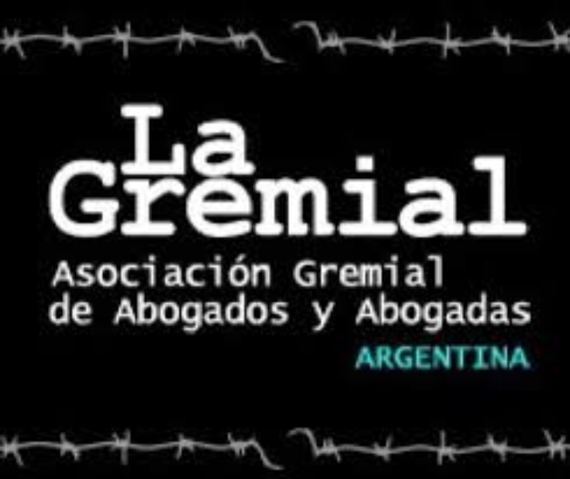 SALUDOS Y REFLEXIONES SOBRE EL AÑO QUE PASÓ. ABRAZAMOS  A QUIENES NOS ACOMPAÑARON, APOYARON Y CONFIARON EN NOSOTROS. NI EL DERECHO, NI LOS ABOGADOS, PODEMOS PROTEGER LAS LUCHAS, TAMPOCO REEMPLAZARLAS