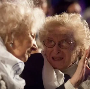 A LOS 106 AÑOS, PARTIÓ ROSA ROISINBLIT, PRESIDENTA HONORARIA DE ABUELAS DE PLAZA DE MAYO