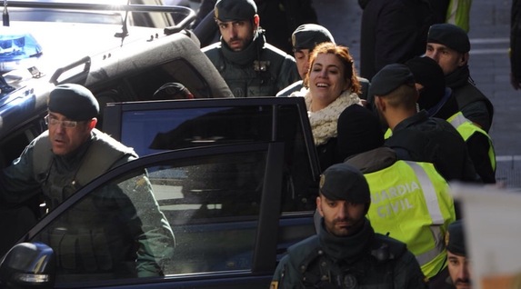 12 abogados y cuatro militantes independentistas detenidos en redada de la Guardia Civil